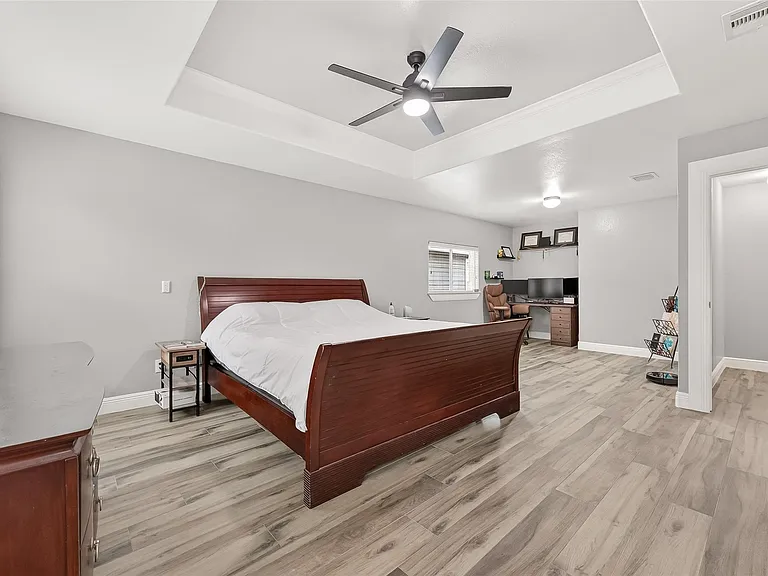 21438 Doral Rose Ln — Photo 32
