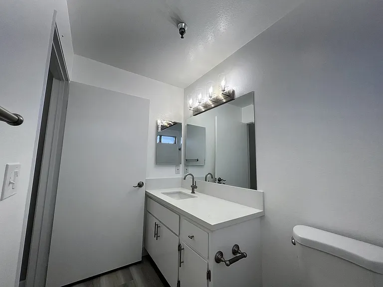 Park San Dimas Senior Apartments — Photo 7
