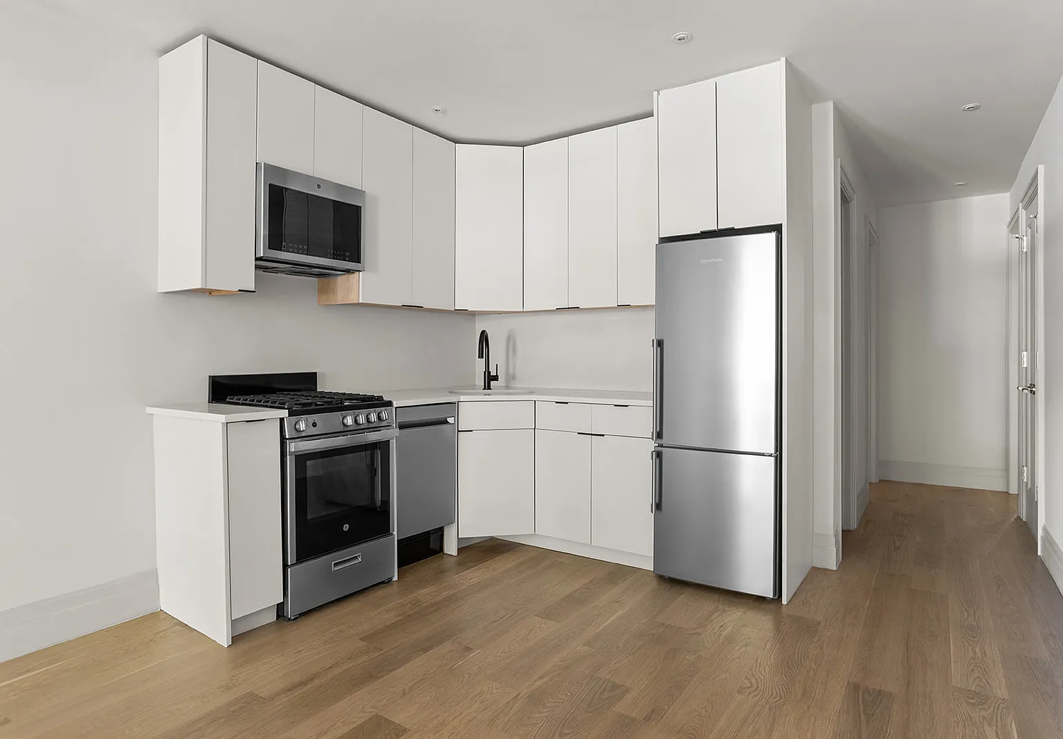 167 Quincy Street — Photo 2
