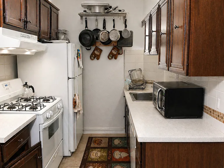 656 W Park Ln #3 — Photo 8