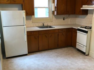 69 Pine St, Swampscott, MA 01907