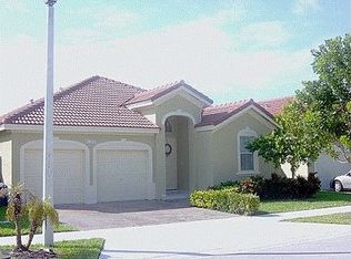 16446 SW 84th Ln, Miami, FL 33193