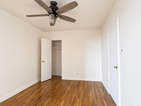 2nd image of 5505 Woodside Ave APT 423