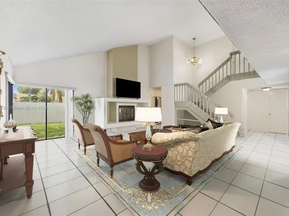 11822 SW 108th Ter, Miami, FL 33186