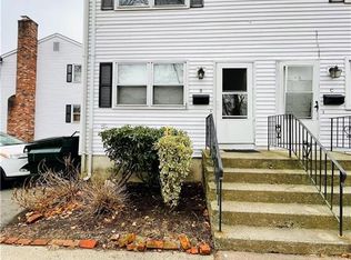 82 Pine St APT B, Manchester, CT 06040