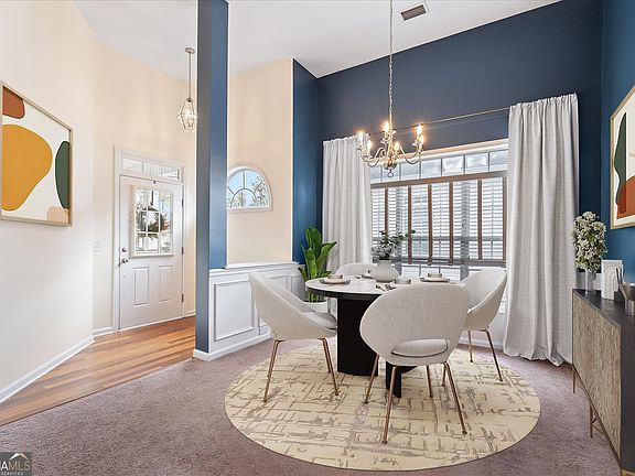 4th image of 2706 Mariner Way
