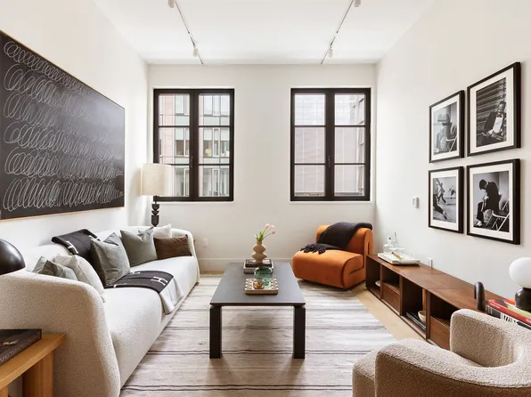 517 West 29th Street 5E image 1 of 11