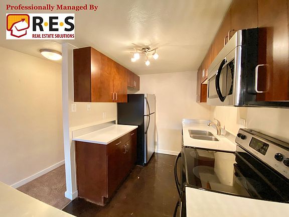 3rd image of 1245 N Columbine St Unit 103