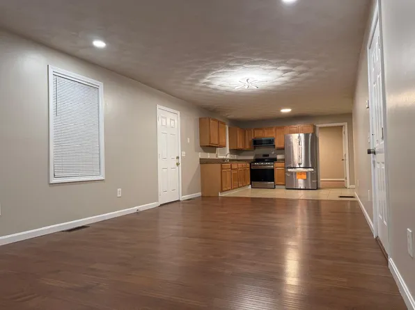 353 Manton Ave #1, Providence, RI 02908