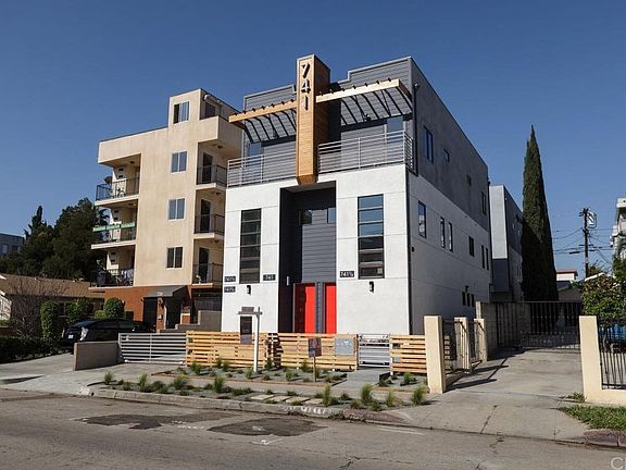 2nd image of 741 Wilcox Ave #B