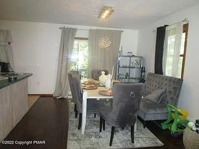 189 Oakenshield Dr — Photo 19