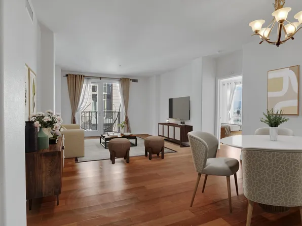 423 7th St Unit 302, Oakland, CA 94607