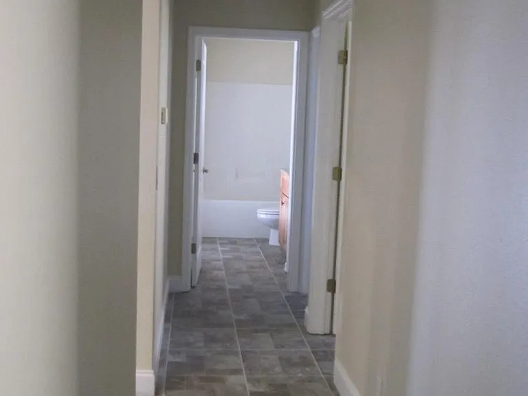 Split Floor Plan 3 Bedrooms & Laundry this side