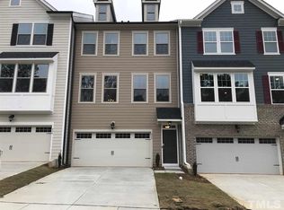 826 Richmont Grove Ln, Apex, NC 27523