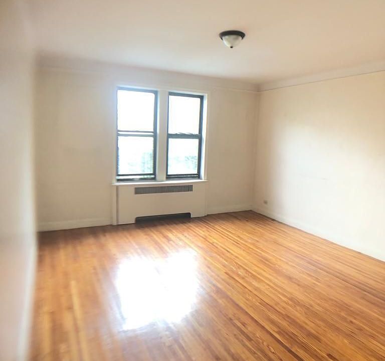 1st image of 650 Ocean Ave #3Y