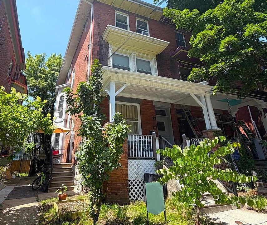 1st image of 824 S Saint Bernard St