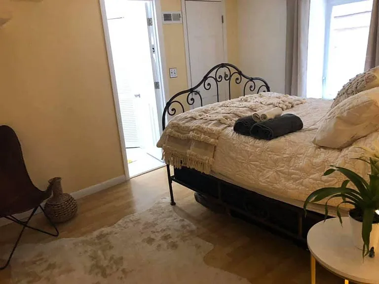 2832 Decatur St — Photo 13