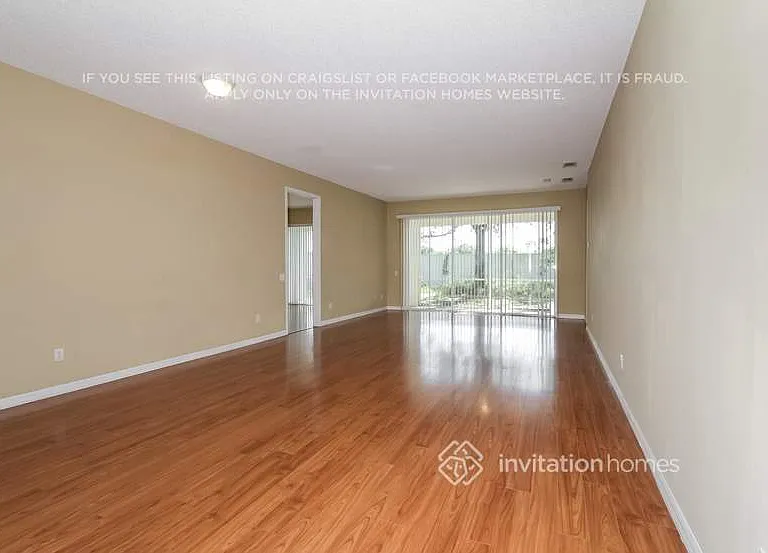 362 Fareham Dr — Photo 8
