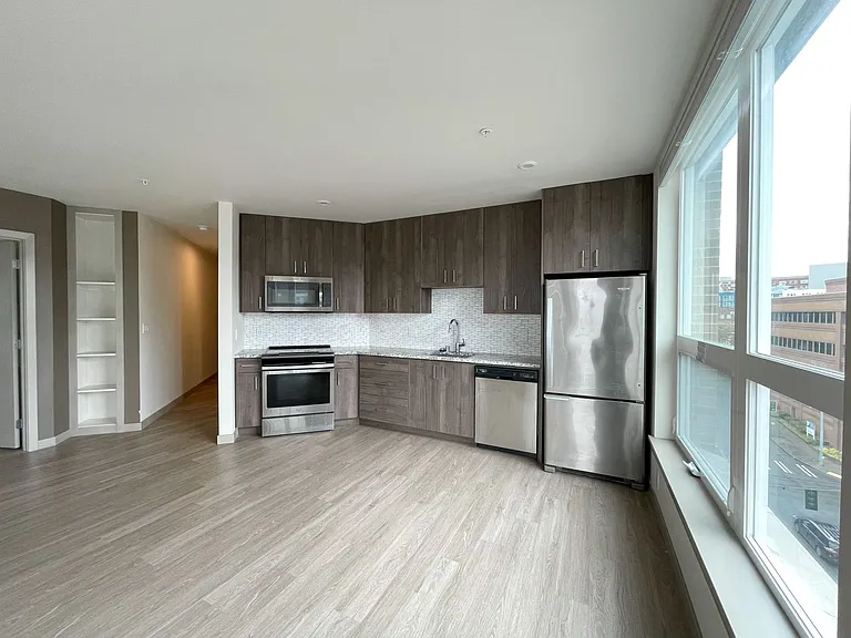 Lexington Apartments — Photo 46