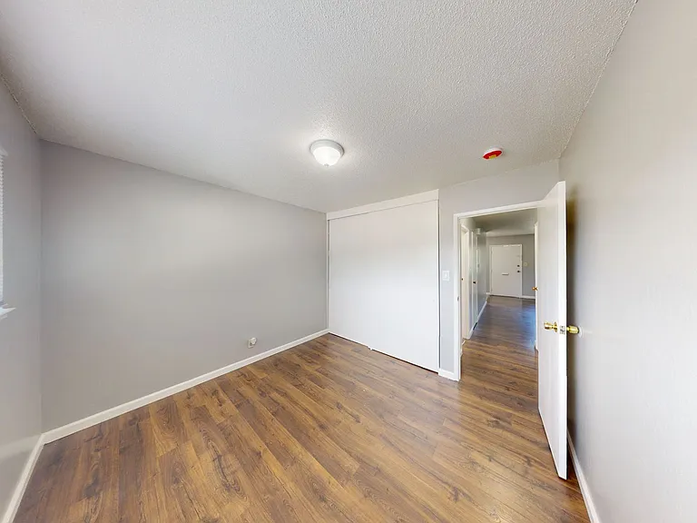 5550 Central Ave — Photo 20