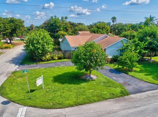 201 NE 28th Ter, Boca Raton, FL 33431