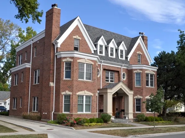 1407 W Cossitt Ave #4, La Grange, IL 60525