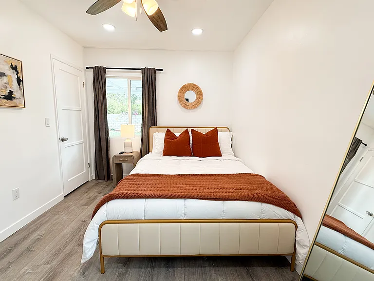 8824 Watson Ave — Photo 3
