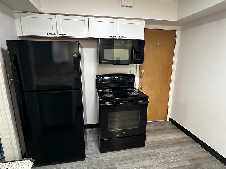 21011 Westway Dr #4 — Photo 6