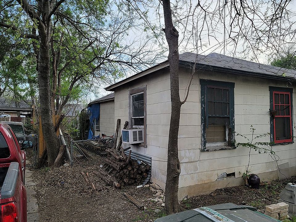 2nd image of 526 W Norwood Ct