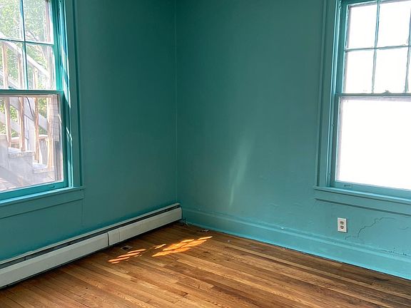 5th image of 104 N Allen St #4