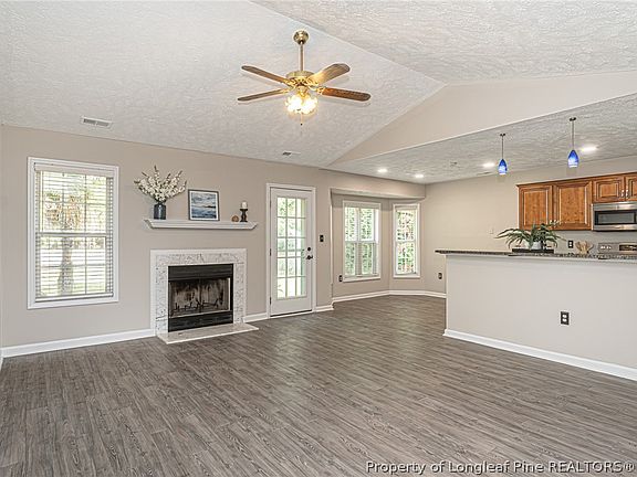 5th image of 111 Longleaf Pines Dr