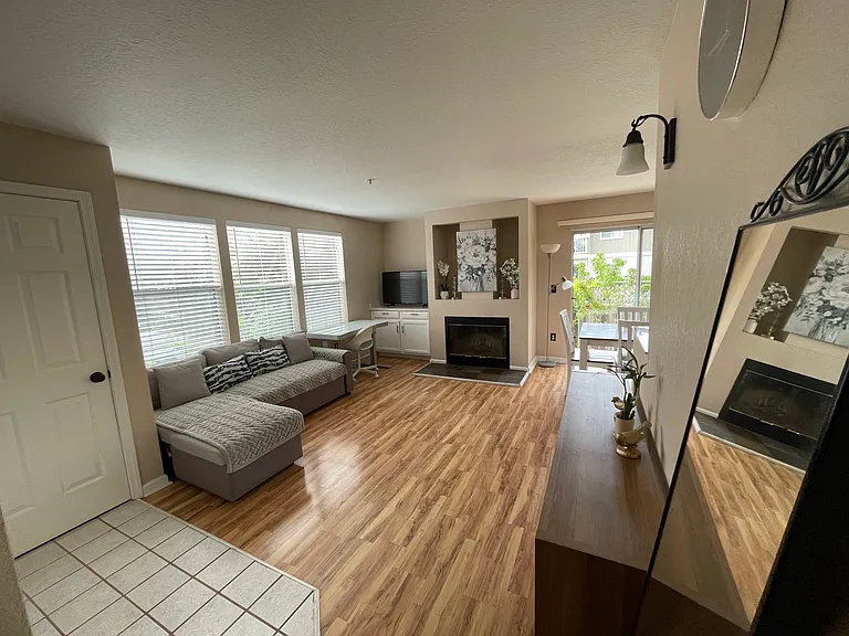 148 Walti St — Photo 4