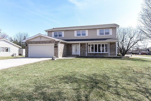 1st image of 1233 Summit Dr