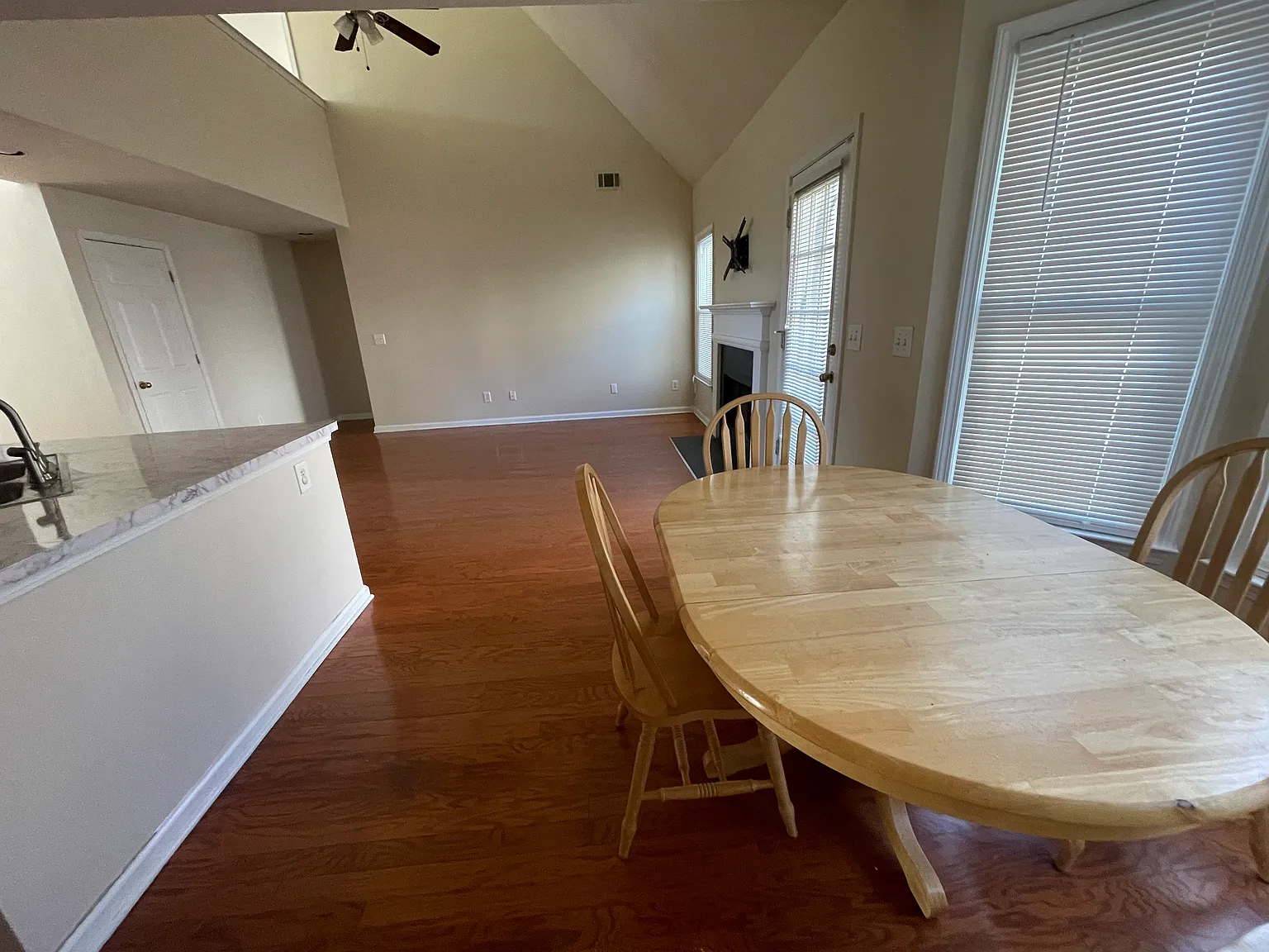 205 Morton Creek Cir — Photo 3