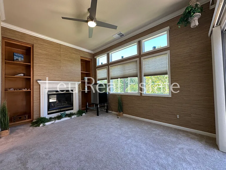 131 Gage Ct — Photo 33