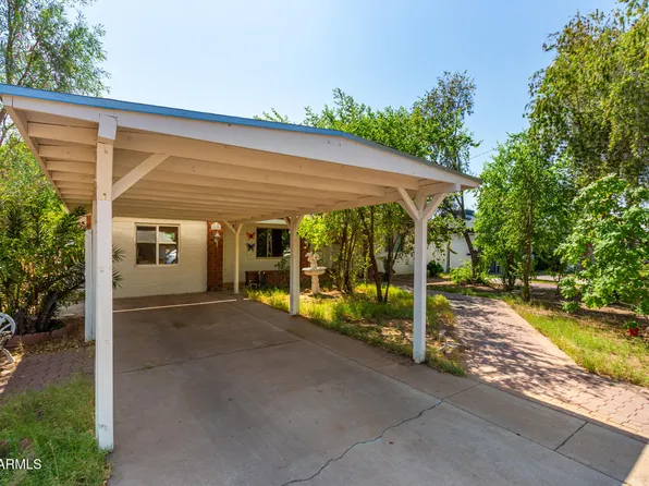 2825 N 33RD Place, Phoenix, AZ 85008