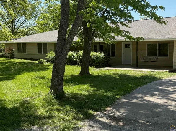 10819 T2 Ln, Hoyt, KS 66440