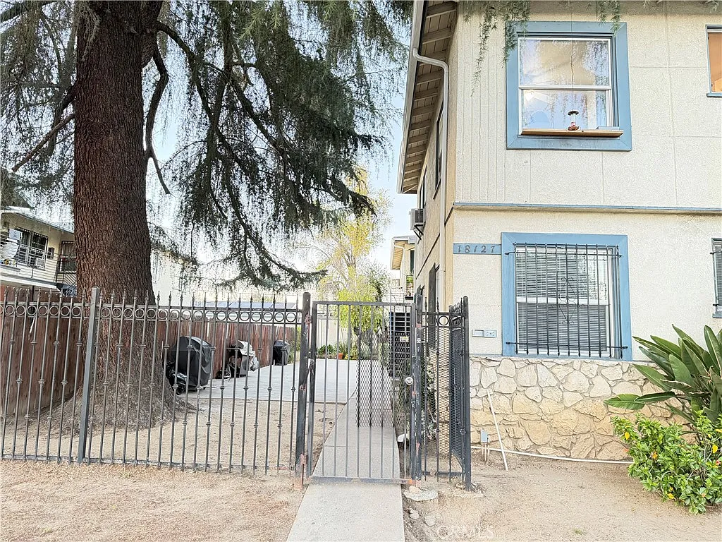 Building Photo - 18127 Roscoe Blvd #1