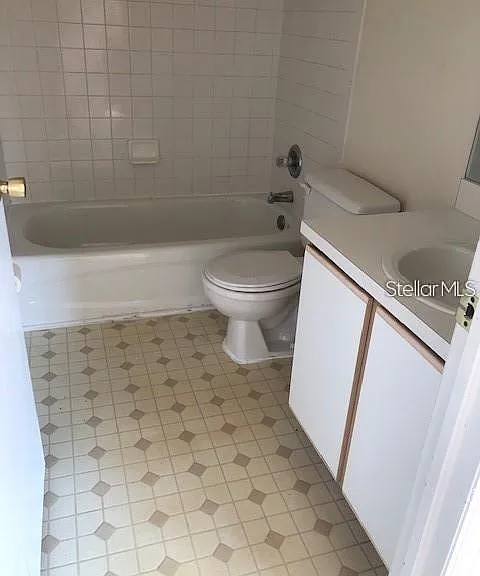 1735 Fluorshire Dr — Photo 7