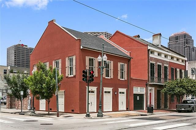 1st image of 765 Carondelet St