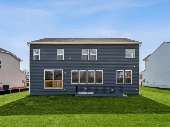 1127 Broad Lake Dr, Fredericksburg, VA 22406