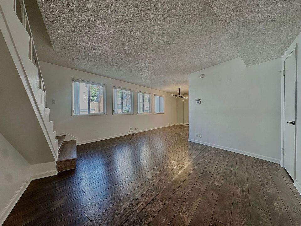 1st image of 1830 N La Brea Ave APT 6