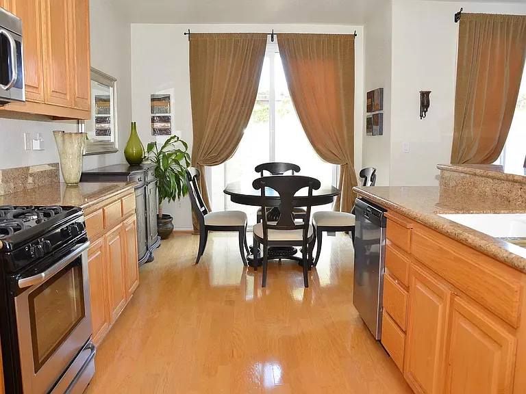 Kitchen with Island and Eating Area