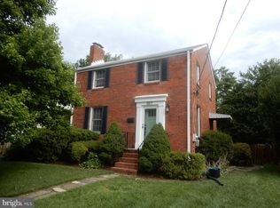 5817 5th St S, Arlington, VA 22204