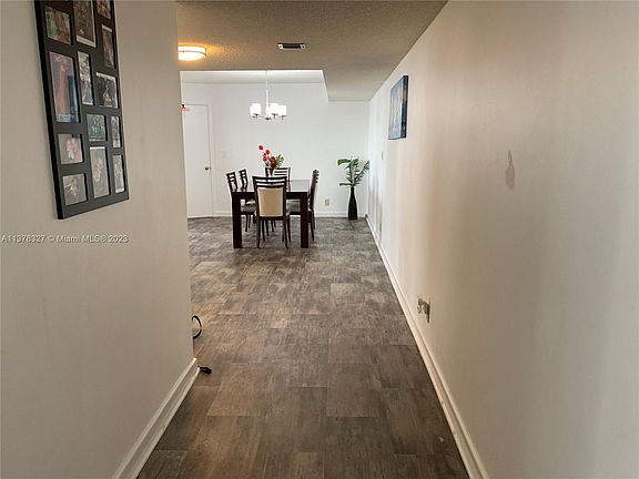 5th image of 18181 NE 31st Ct APT 903
