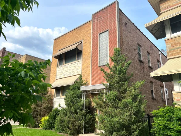 1915 Oak Park Ave, Berwyn, IL 60402