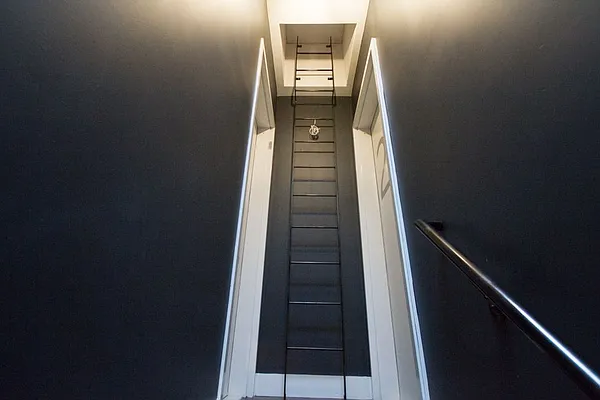 Rented by TheRealEstateCompany.com LLC | media 18