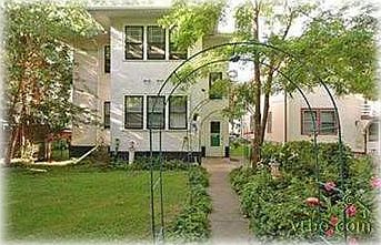Back sunroom and garden
