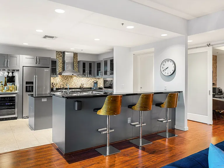 4525 Dean Martin Dr #1906 — Photo 15