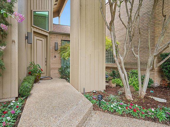 3rd image of 6419 Laurel Valley Rd